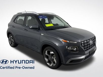 Used 2023 Hyundai Venue SEL