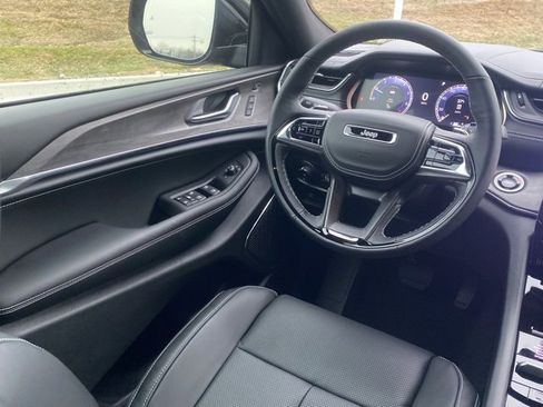 New 2025 Jeep Grand Cherokee L Overland w/ Advanced Protech Group III image 37