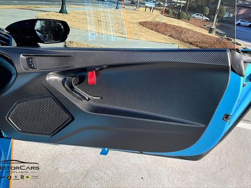 Used 2022 Lamborghini Huracan STO image 22