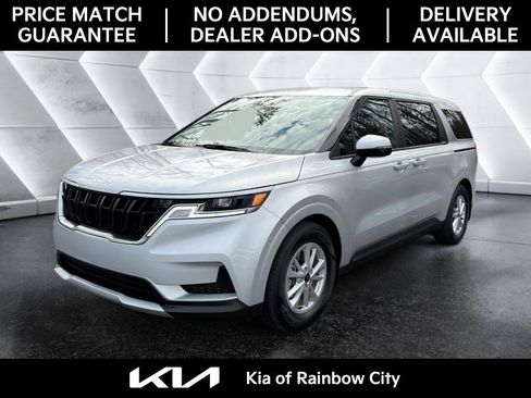 Used 2023 Kia Carnival LX image 8
