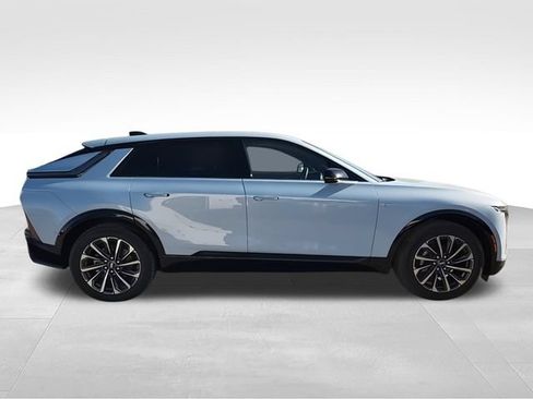 New 2025 Cadillac Lyriq Sport AWD/4WD image 9