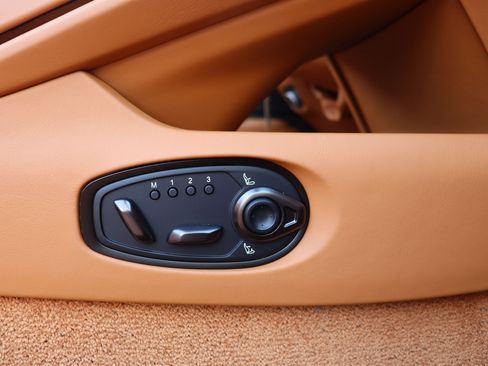 New 2025 Aston Martin DB12 Convertible image 17