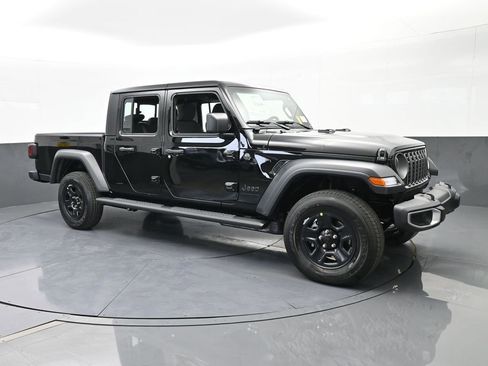 New 2026 Jeep Gladiator Sport image 8