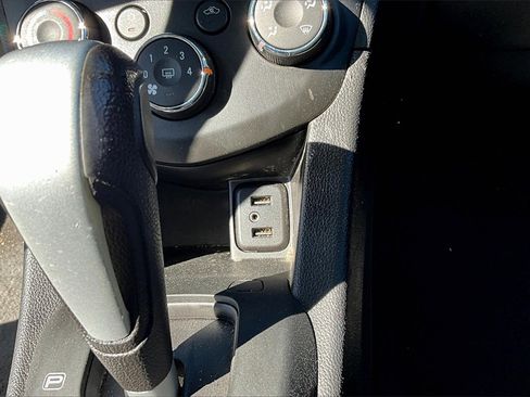 Used 2020 Chevrolet Sonic LT image 29