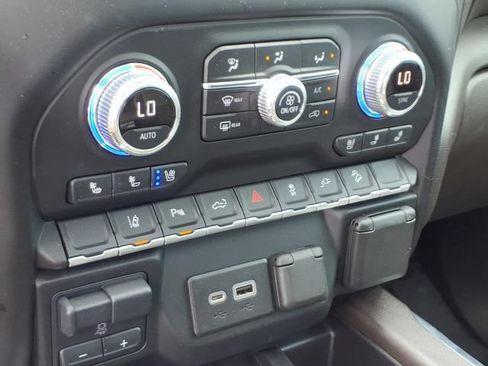 Used 2022 GMC Sierra 2500 Denali AWD/4WD image 26