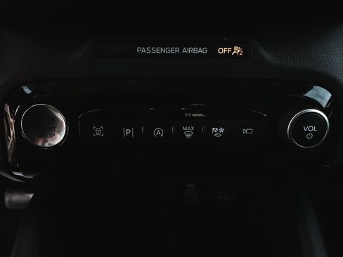 Used 2024 Ford Escape Platinum AWD/4WD image 25