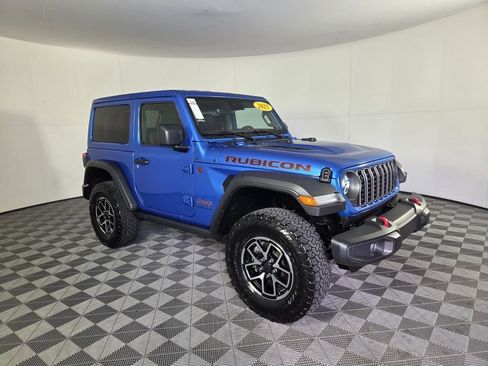 Certified 2025 Jeep Wrangler Rubicon w/ Safety Group AWD/4WD image 2