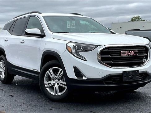 Used 2018 GMC Terrain SLE w/ Driver Convenience Package AWD/4WD image 2