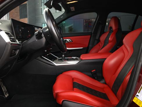 Used 2023 BMW M3 Sedan w/ Executive Package image 27