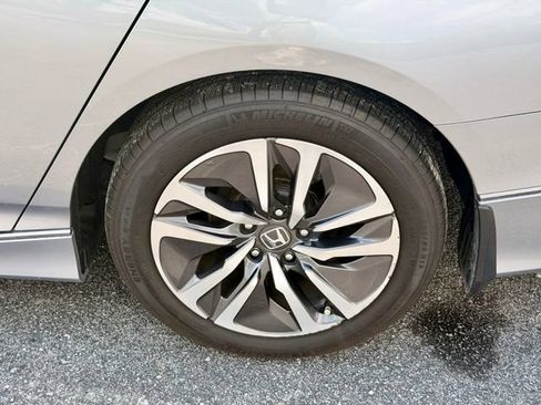 Used 2018 Honda Accord EX-L image 31