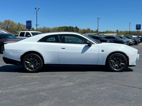 Used 2026 Dodge Charger Scat Pack AWD/4WD image 43