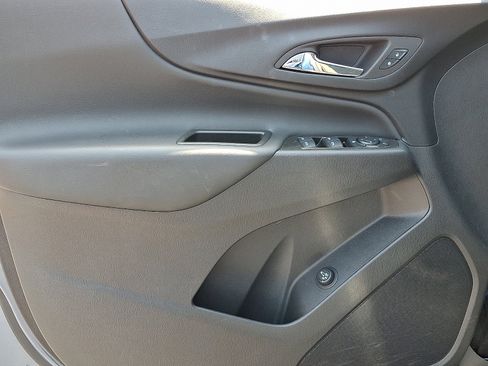 Used 2024 Chevrolet Equinox LT AWD/4WD image 13