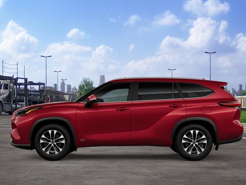 New 2026 Toyota Highlander XLE AWD/4WD image 4