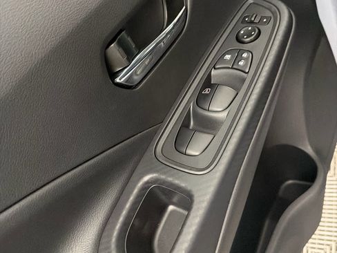 New 2025 Nissan Versa SV w/ Trunk Package image 23