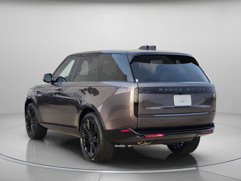 New 2026 Land Rover Range Rover SE AWD/4WD image 3