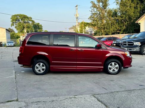 Used 2011 Dodge Grand Caravan Mainstreet w/ PWR Convenience Group image 11
