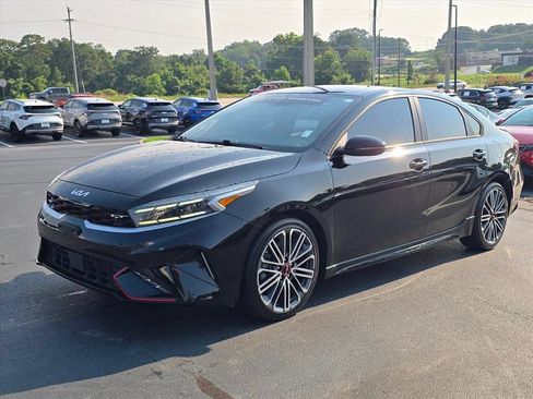 Certified 2023 Kia Forte GT w/ GT2 Package FWD image 7