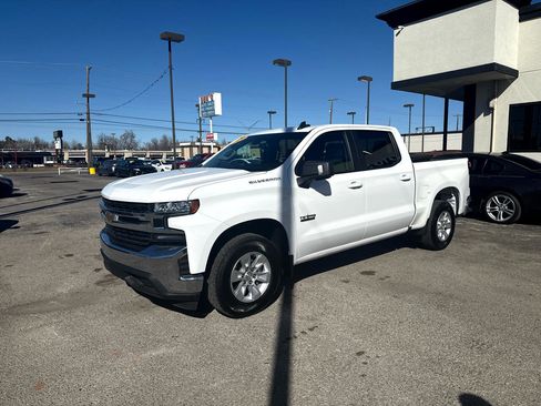 Used 2020 Chevrolet Silverado 1500 LT w/ Texas Edition image 2