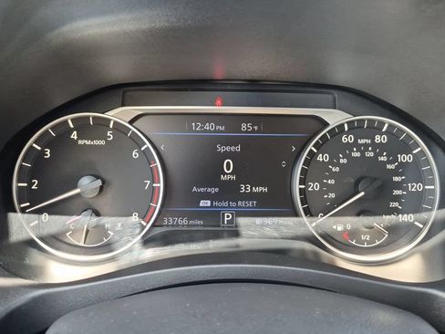 Used 2025 Nissan Altima 2.5 SV FWD image 16