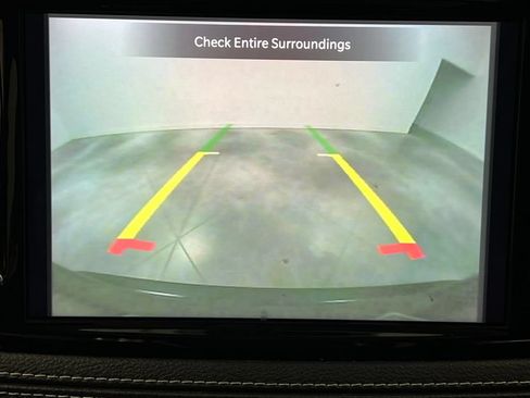 Used 2024 Chrysler Pacifica Limited FWD image 76