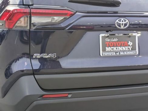 Used 2023 Toyota RAV4 XLE image 9