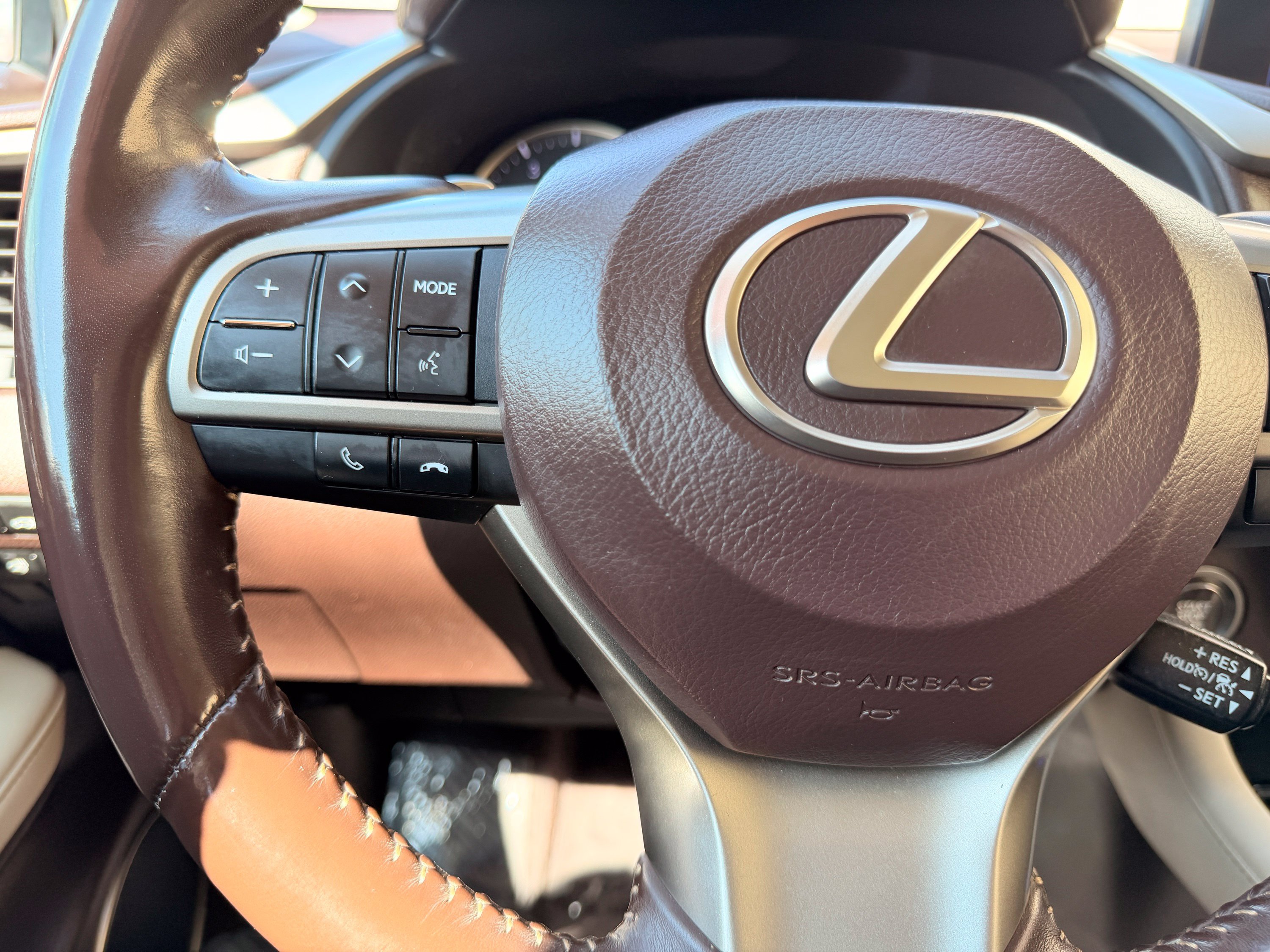 Used 2020 Lexus RX 350 AWD w/ Premium Package image 36