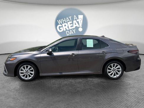 Certified 2024 Toyota Camry LE FWD image 7