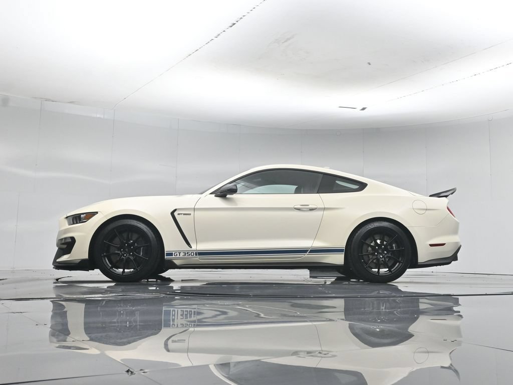 Certified 2020 Ford Mustang Shelby GT350 w/ Technology Package RWD image 50