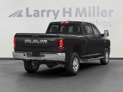 Used 2025 RAM 2500 Tradesman AWD/4WD image 2