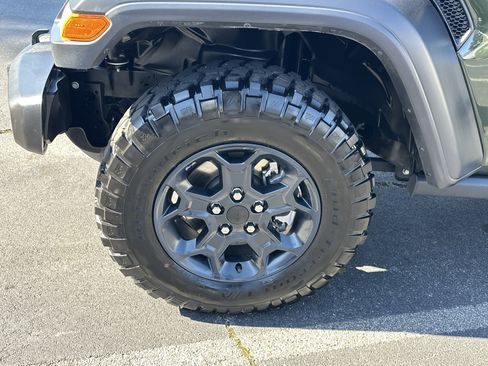 Used 2023 Jeep Wrangler Sport image 13
