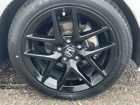 Used 2022 Honda Civic Sport image 8