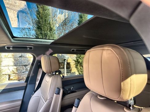 Used 2025 Land Rover Range Rover Sport Dynamic SE image 19
