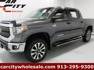 Used 2018 Toyota Tundra SR5 w/ SR5 Upgrade Package AWD/4WD video 1