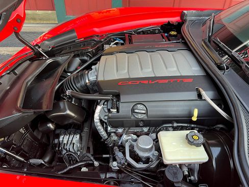 Used 2014 Chevrolet Corvette Stingray Coupe w/ 2LT Preferred Equipment Group image 34