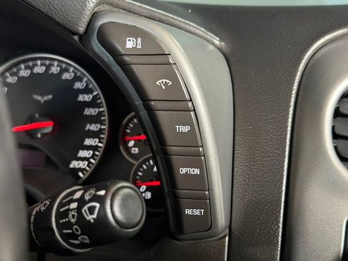 Used 2007 Chevrolet Corvette Coupe RWD image 17