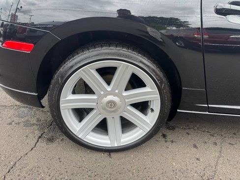 Used 2007 Chrysler Crossfire Convertible RWD image 19
