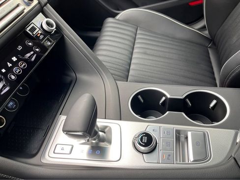 New 2026 Genesis G70 2.5T RWD image 23