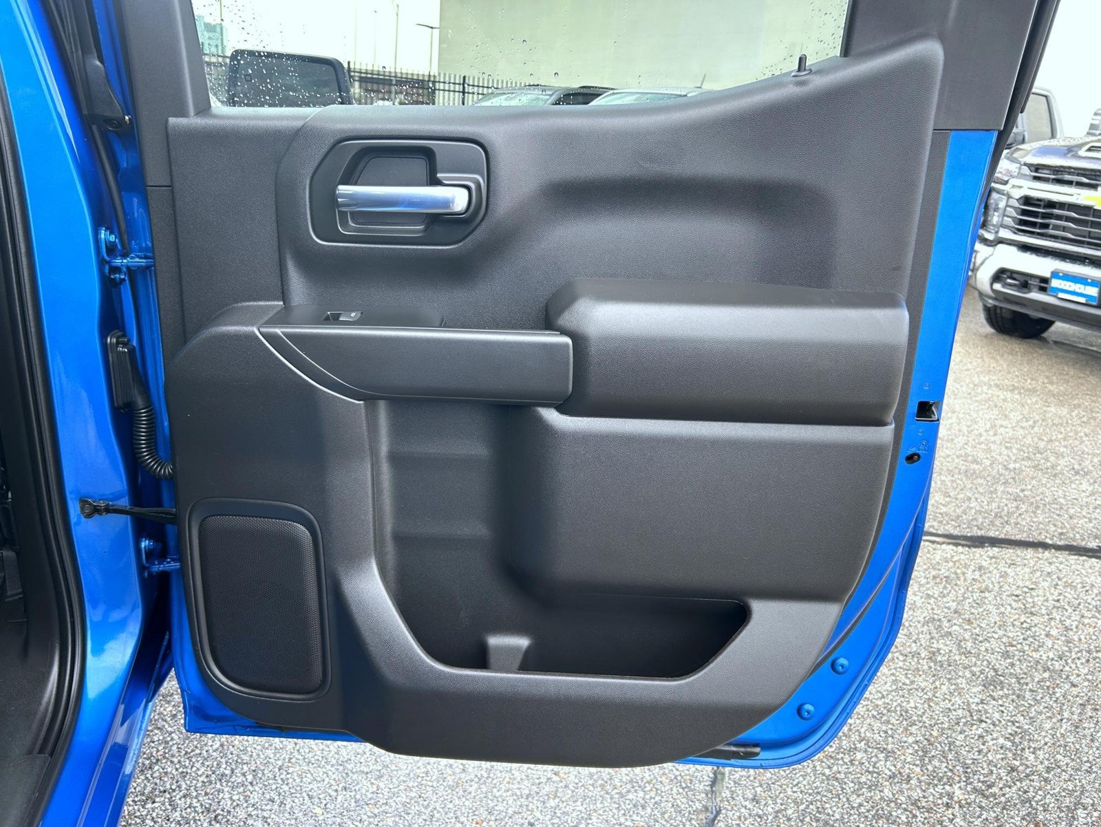 Certified 2023 Chevrolet Silverado 1500 Custom AWD/4WD image 18