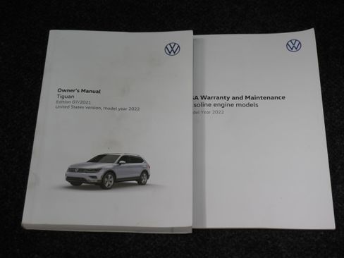 Used 2022 Volkswagen Tiguan SEL R-Line image 29
