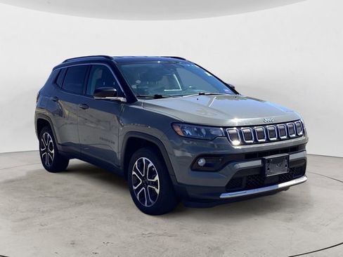 Used 2022 Jeep Compass Limited AWD/4WD image 7