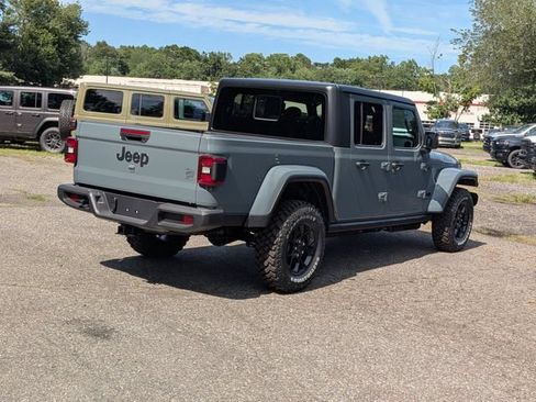 New 2026 Jeep Gladiator Sport AWD/4WD image 3