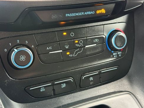 Used 2020 Ford Transit Connect XL image 26