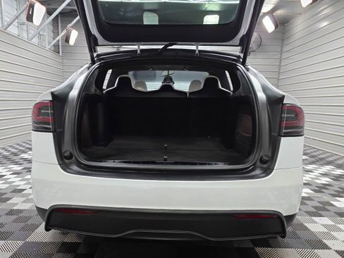 Used 2022 Tesla Model X AWD/4WD image 36