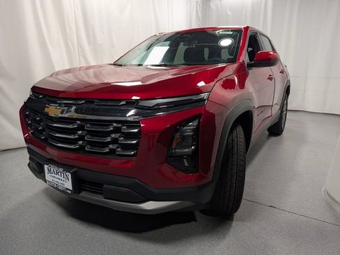 New 2027 Chevrolet Equinox LT FWD image 6