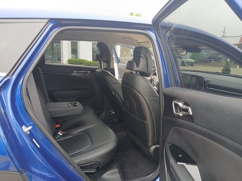 Used 2025 Kia Sportage EX FWD image 20