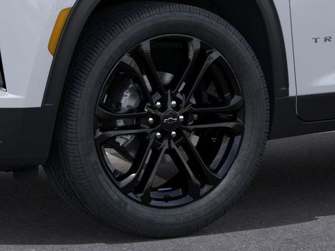 New 2026 Chevrolet Traverse LT FWD image 9