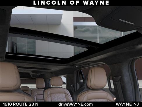 New 2025 Lincoln Navigator L Black Label AWD/4WD image 23