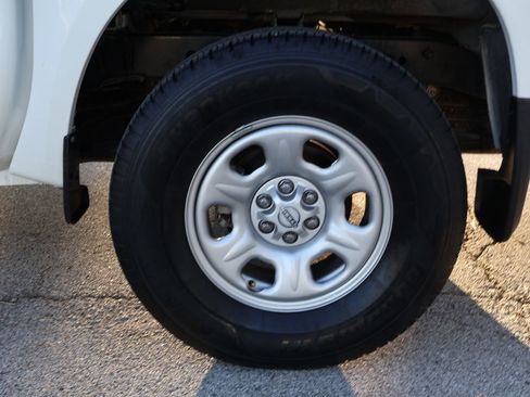 Used 2022 Nissan Frontier S w/ Technology Package image 44