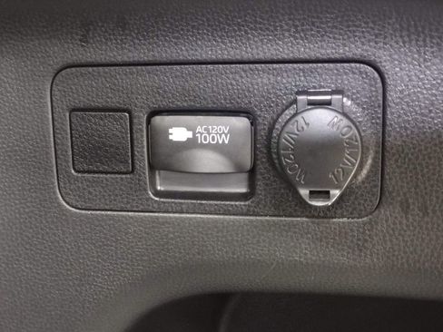 Used 2023 Toyota RAV4 Adventure AWD/4WD image 19