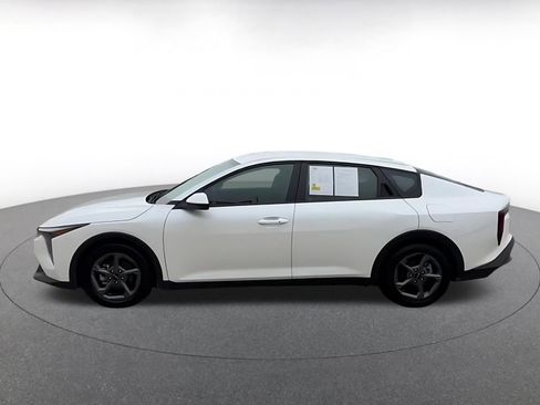 Used 2025 Kia K4 FWD image 10